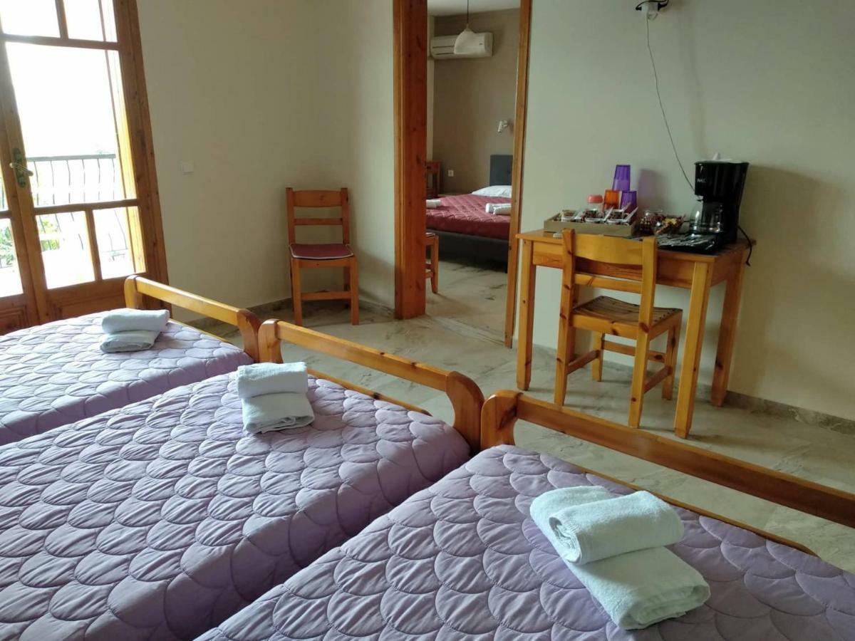 Orelia Pension Tolón 외부 사진
