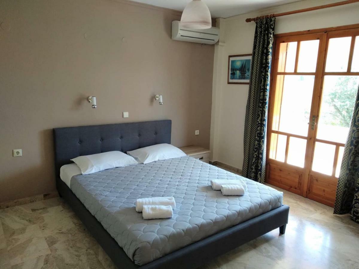 Orelia Pension Tolón 외부 사진